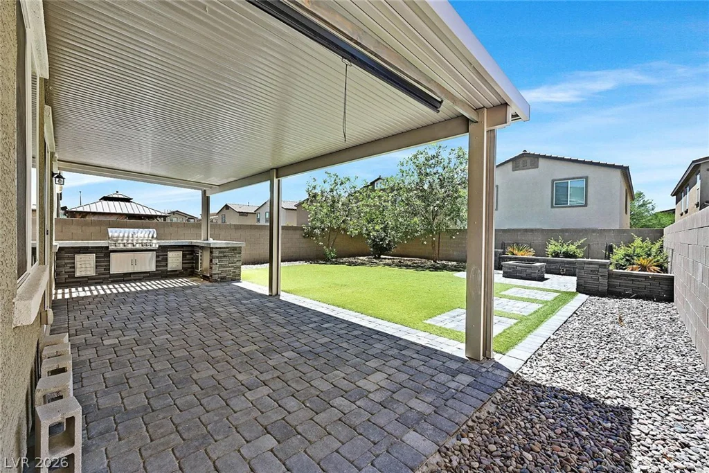 4519 Solitude Falls, North Las Vegas, NV 89084