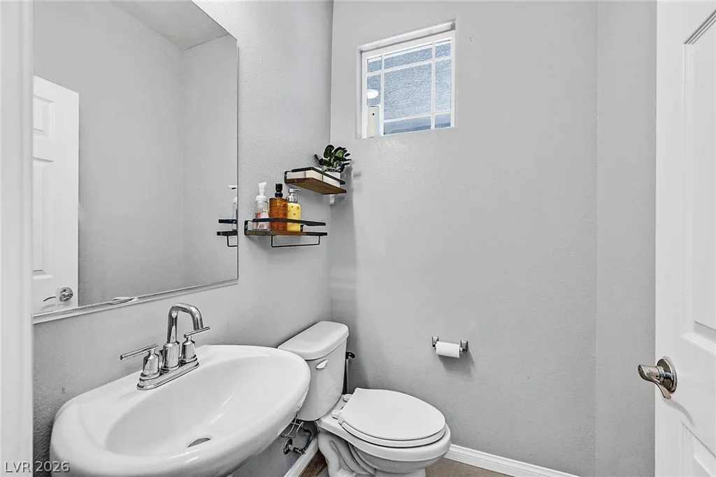 4519 Solitude Falls, North Las Vegas, NV 89084
