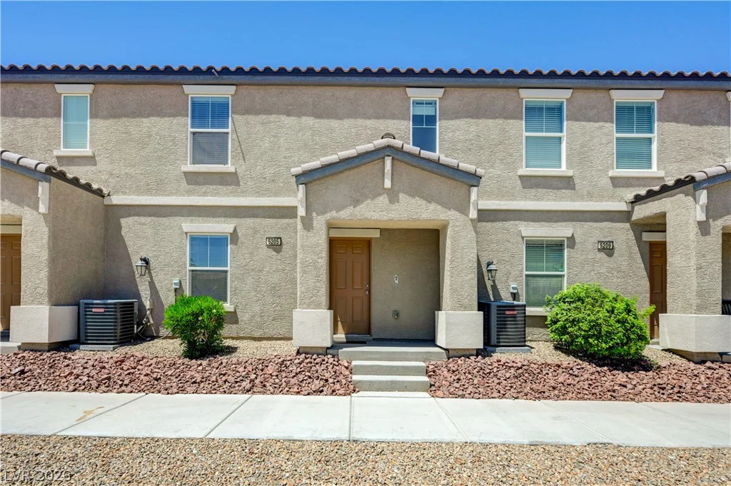 5205 Silica Chalk, Las Vegas, NV 89115