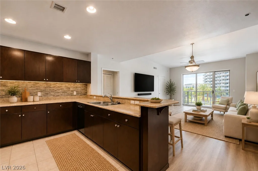 8255 Las Vegas, Las Vegas, NV 89123