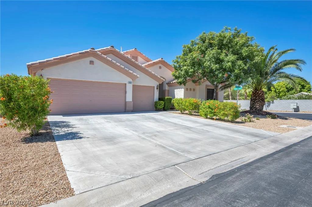 4937 Meadows Encore, Las Vegas, NV 89131