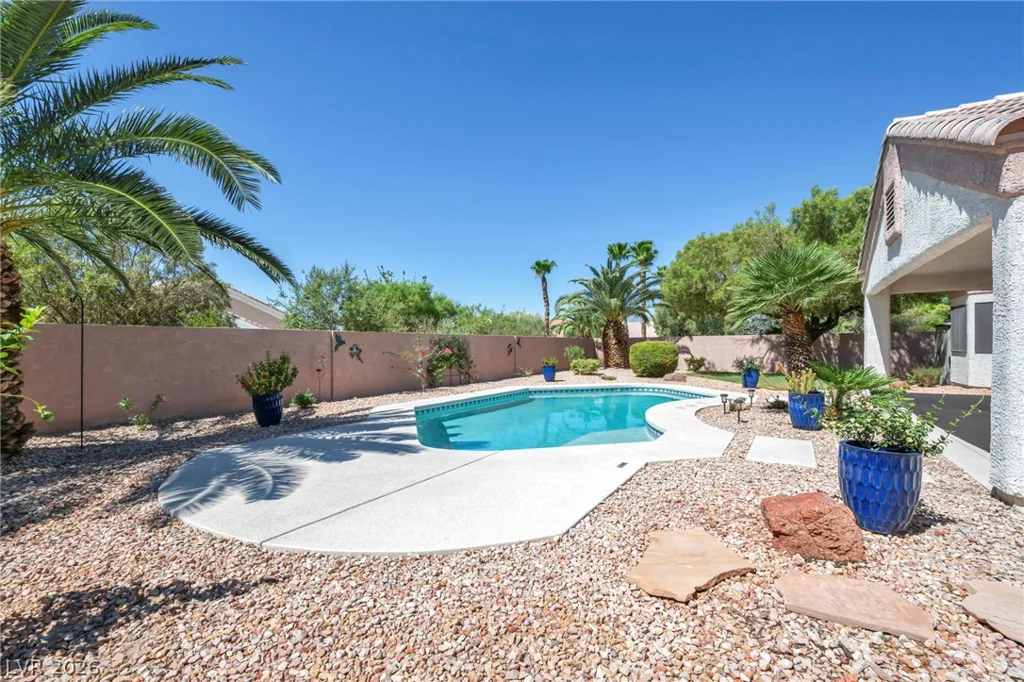 4937 Meadows Encore, Las Vegas, NV 89131