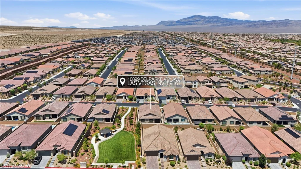 10899 Delparke Valley, Las Vegas, NV 89166