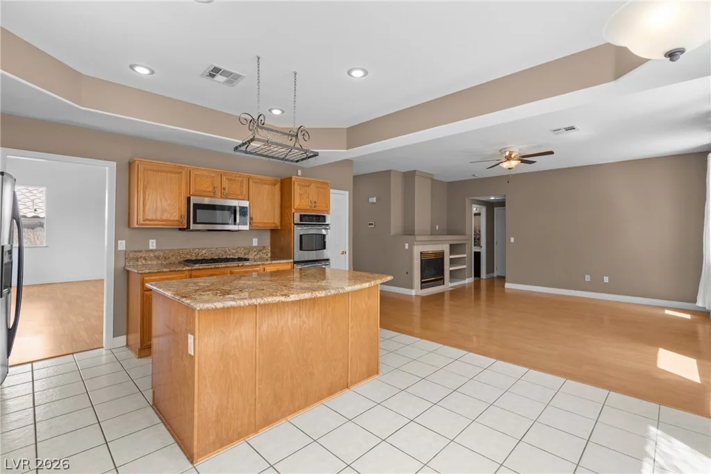 2009 Bloomfield, Las Vegas, NV 89134