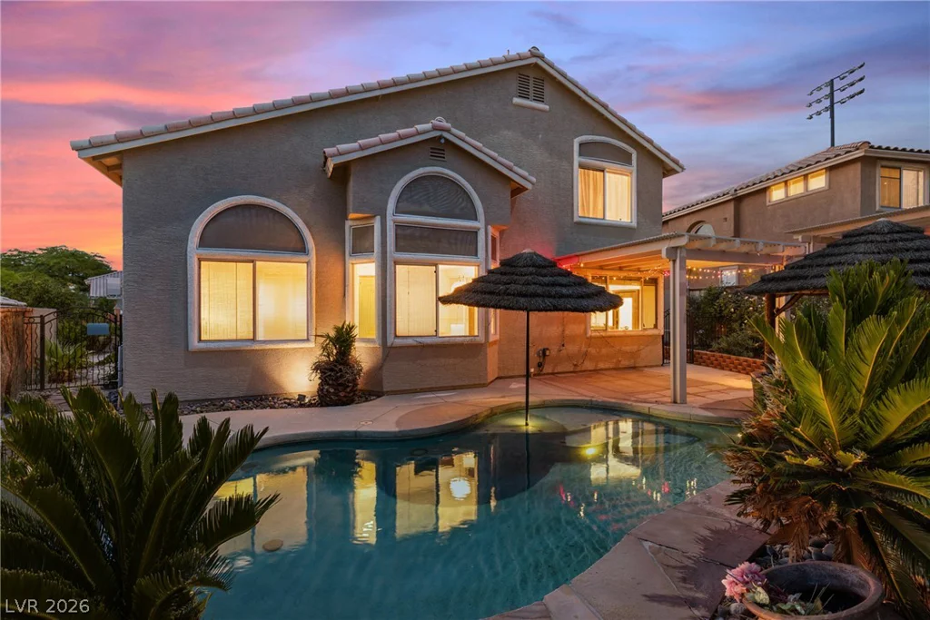 2009 Bloomfield, Las Vegas, NV 89134