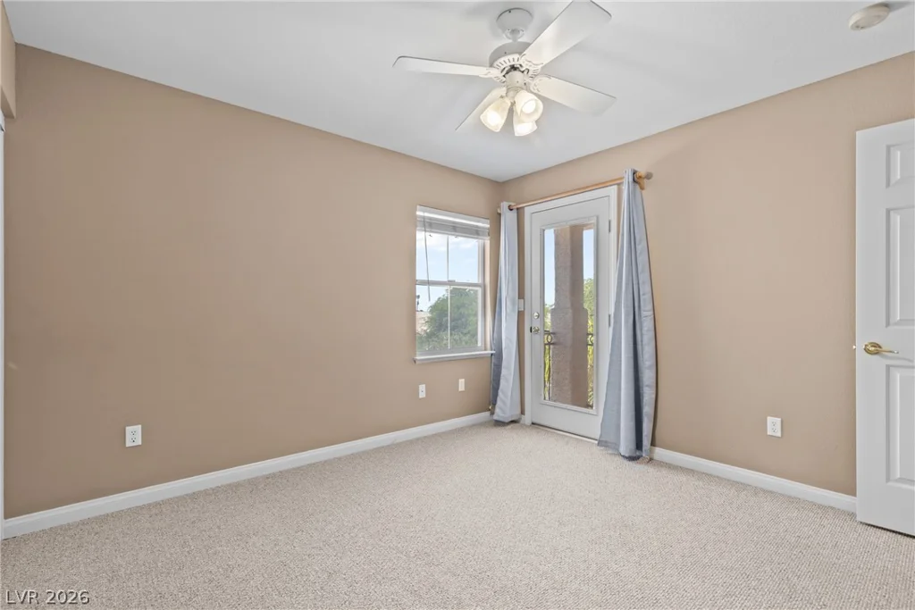 2009 Bloomfield, Las Vegas, NV 89134
