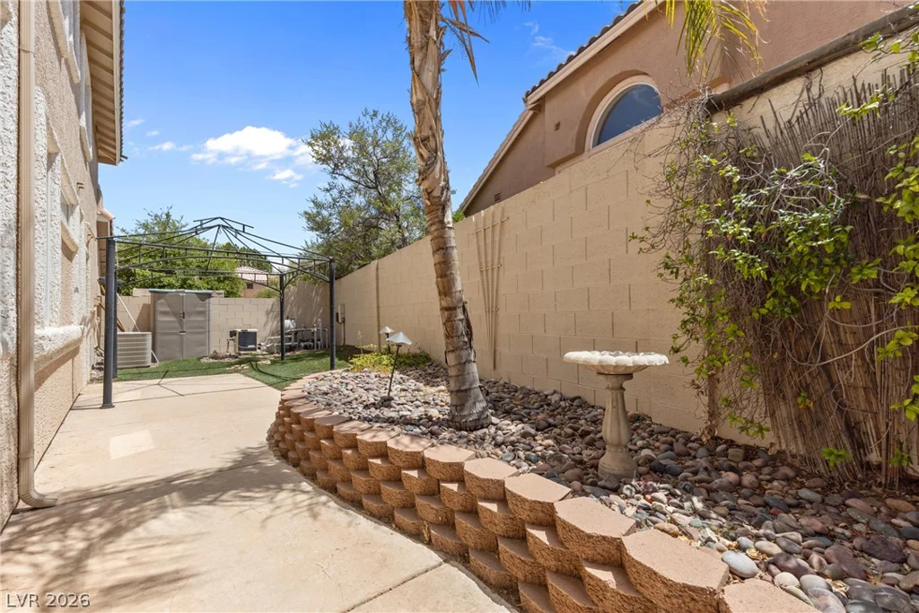 2009 Bloomfield, Las Vegas, NV 89134