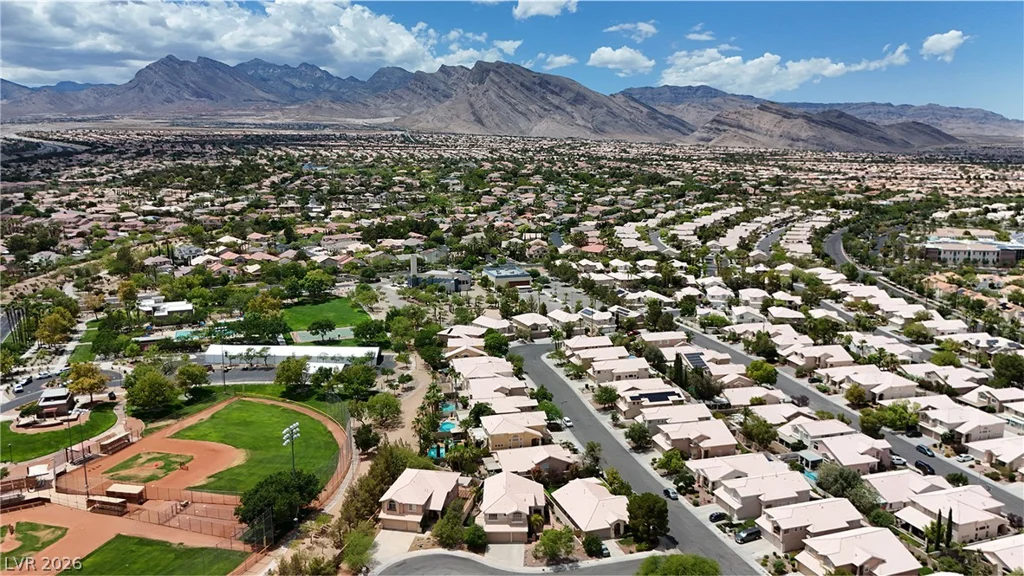 2009 Bloomfield, Las Vegas, NV 89134
