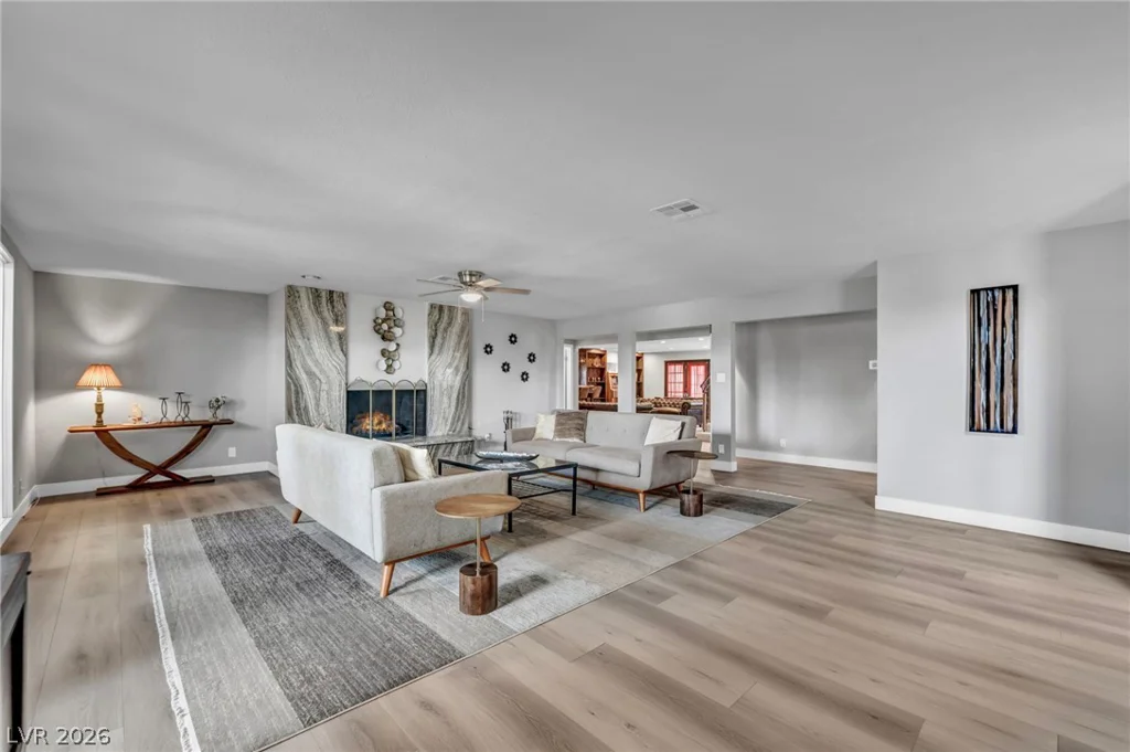 1400 Maria Elena, Las Vegas, NV 89104