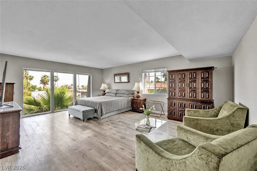 1400 Maria Elena, Las Vegas, NV 89104