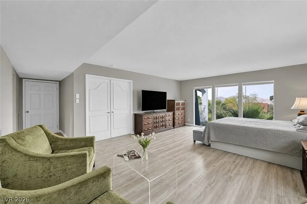 1400 Maria Elena, Las Vegas, NV 89104
