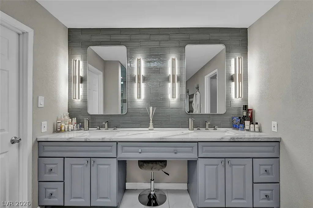 1400 Maria Elena, Las Vegas, NV 89104