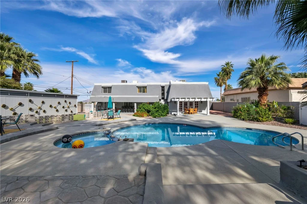 1400 Maria Elena, Las Vegas, NV 89104