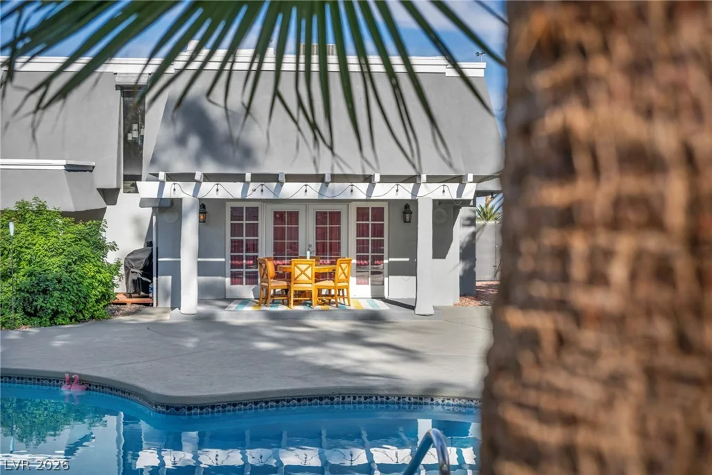 1400 Maria Elena, Las Vegas, NV 89104