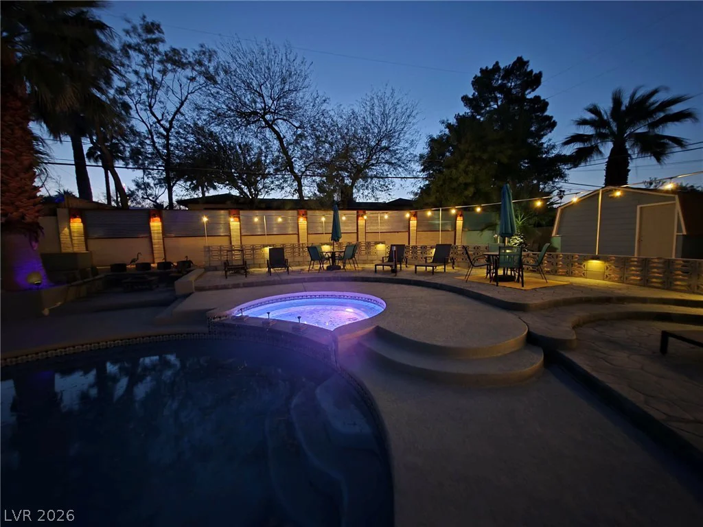 1400 Maria Elena, Las Vegas, NV 89104