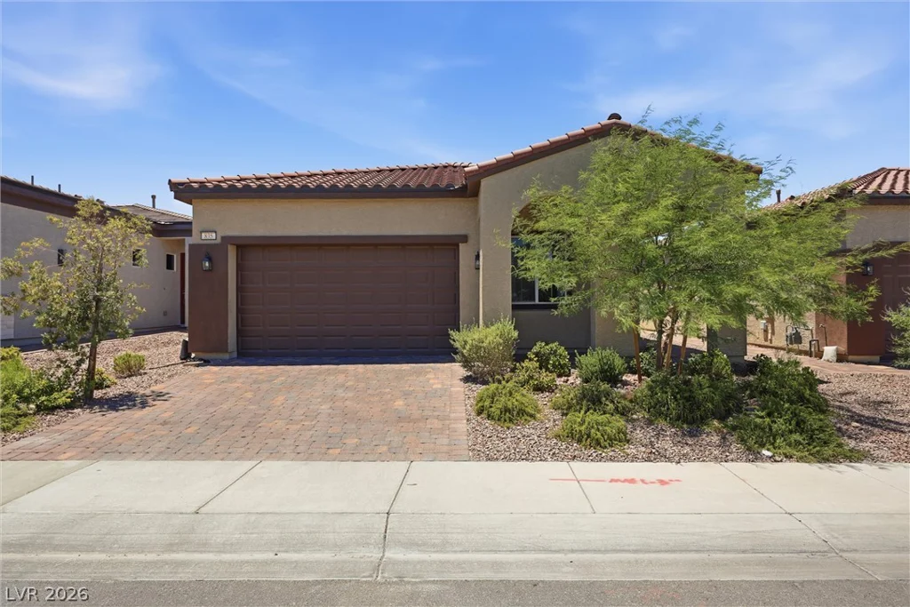 835 Silverton Springs, Henderson, NV 89011