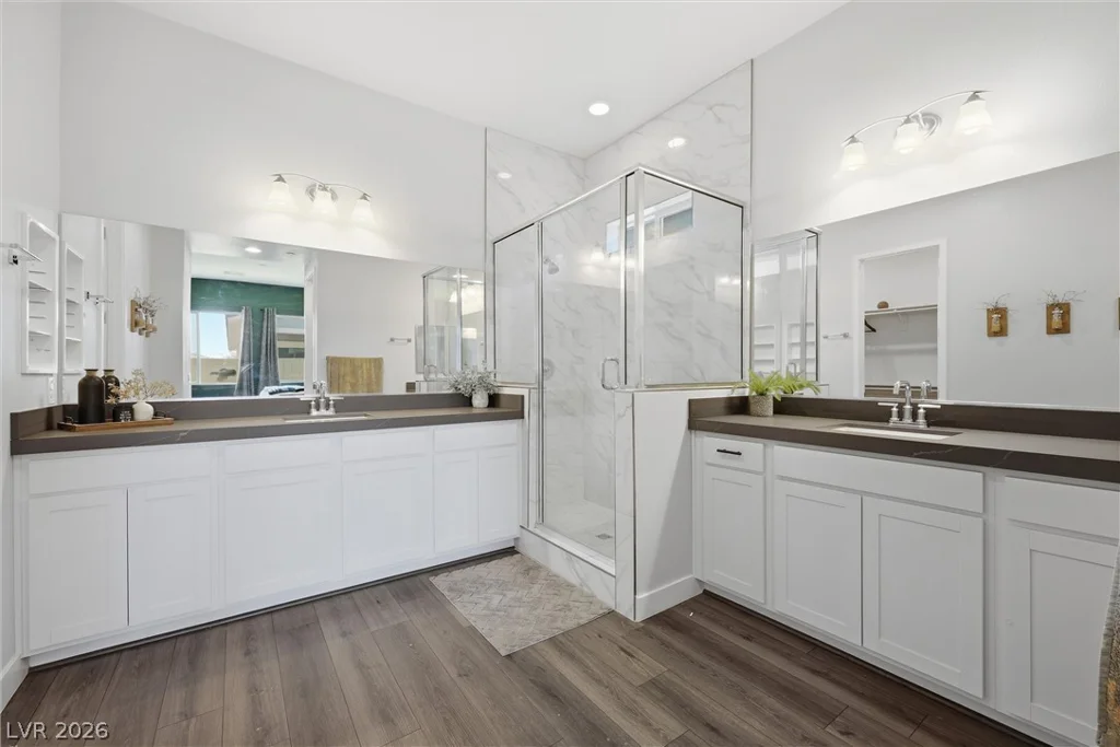 835 Silverton Springs, Henderson, NV 89011