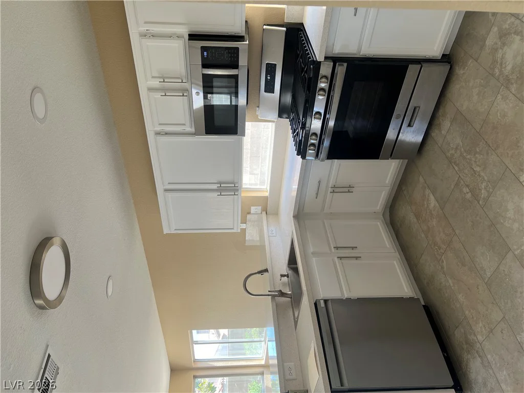 7940 Cherry River, Las Vegas, NV 89145