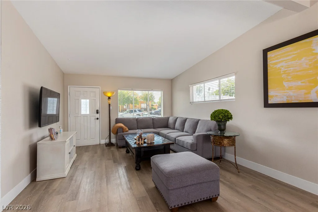 1028 Nassau, Las Vegas, NV 89108