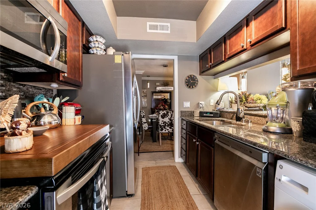 2838 Geary, Las Vegas, NV 89109