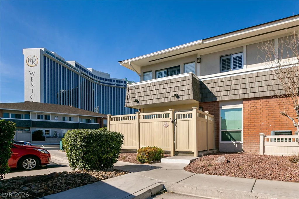 2838 Geary, Las Vegas, NV 89109