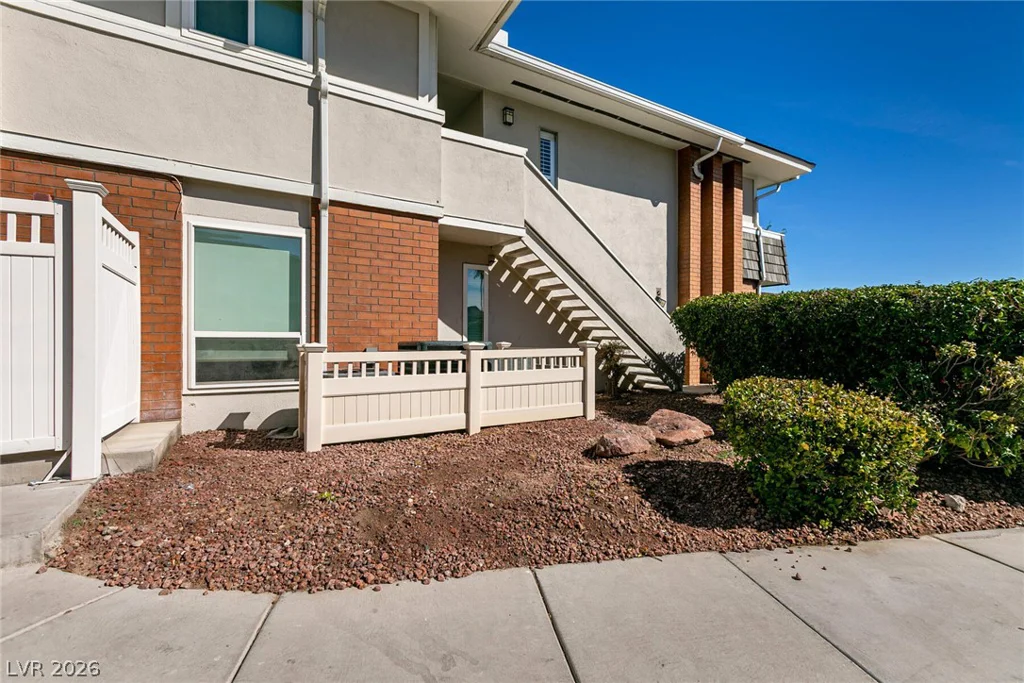 2838 Geary, Las Vegas, NV 89109