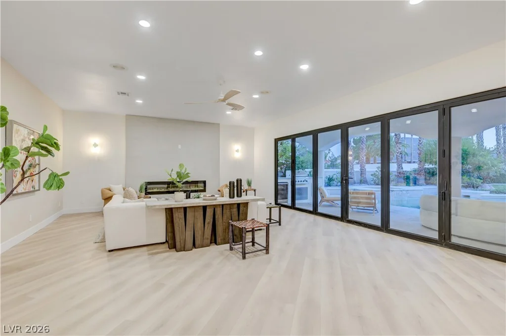 2161 Alexa Breanne, Las Vegas, NV 89117