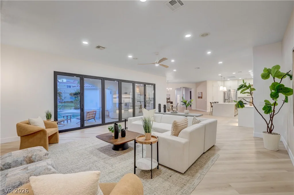 2161 Alexa Breanne, Las Vegas, NV 89117
