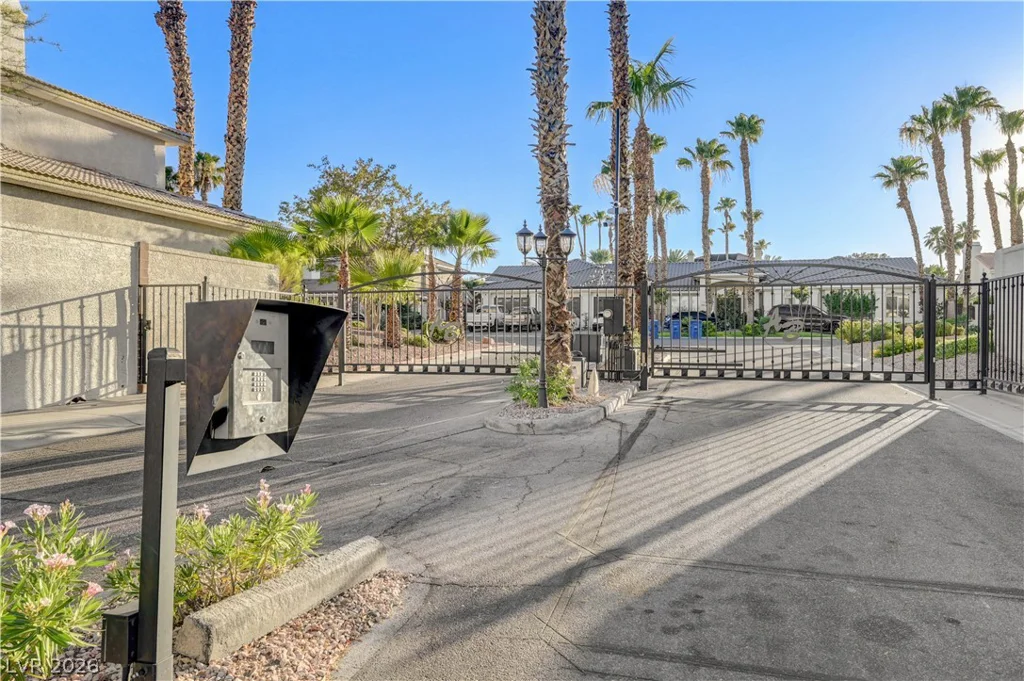 2161 Alexa Breanne, Las Vegas, NV 89117