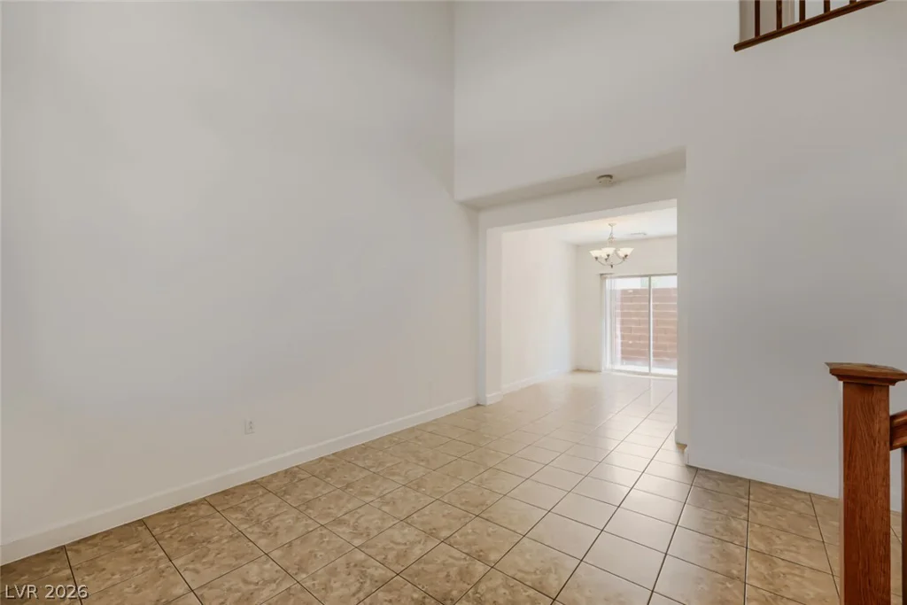 145 Coronation, Las Vegas, NV 89123