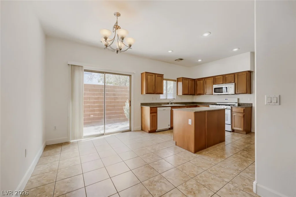 145 Coronation, Las Vegas, NV 89123