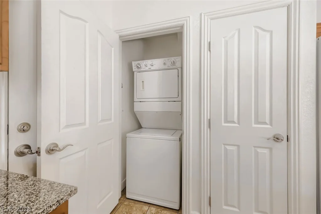 145 Coronation, Las Vegas, NV 89123