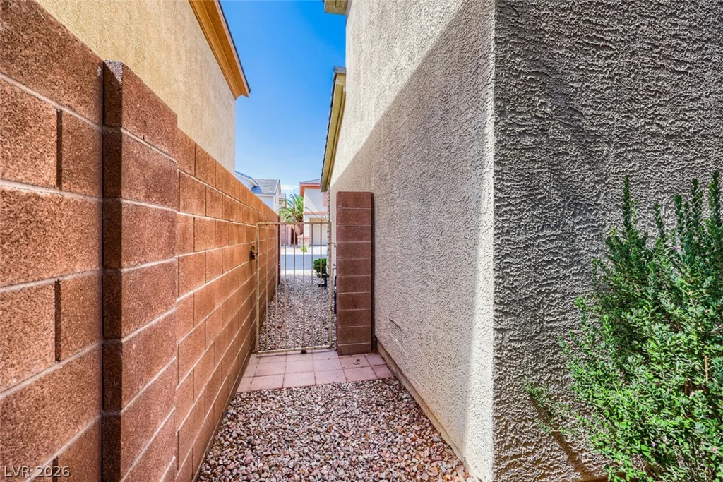 145 Coronation, Las Vegas, NV 89123