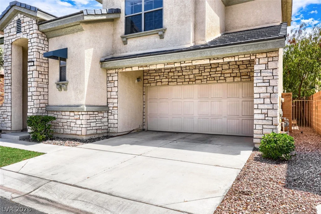 145 Coronation, Las Vegas, NV 89123