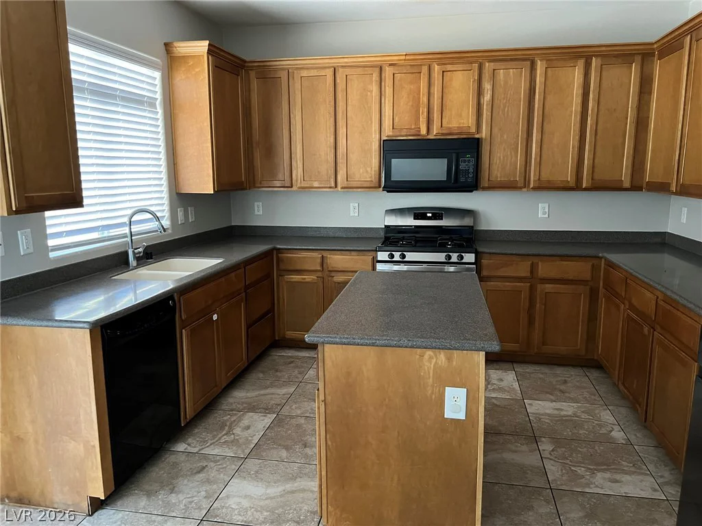 4348 San Gabriel Hill, Las Vegas, NV 89115