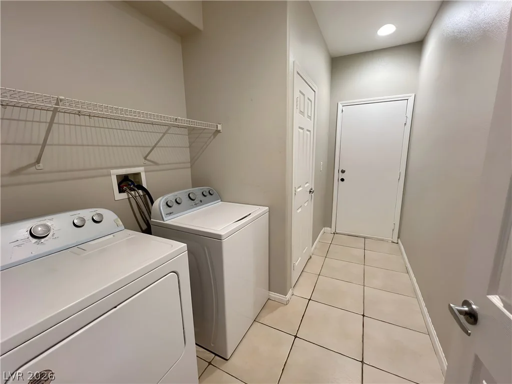 4348 San Gabriel Hill, Las Vegas, NV 89115