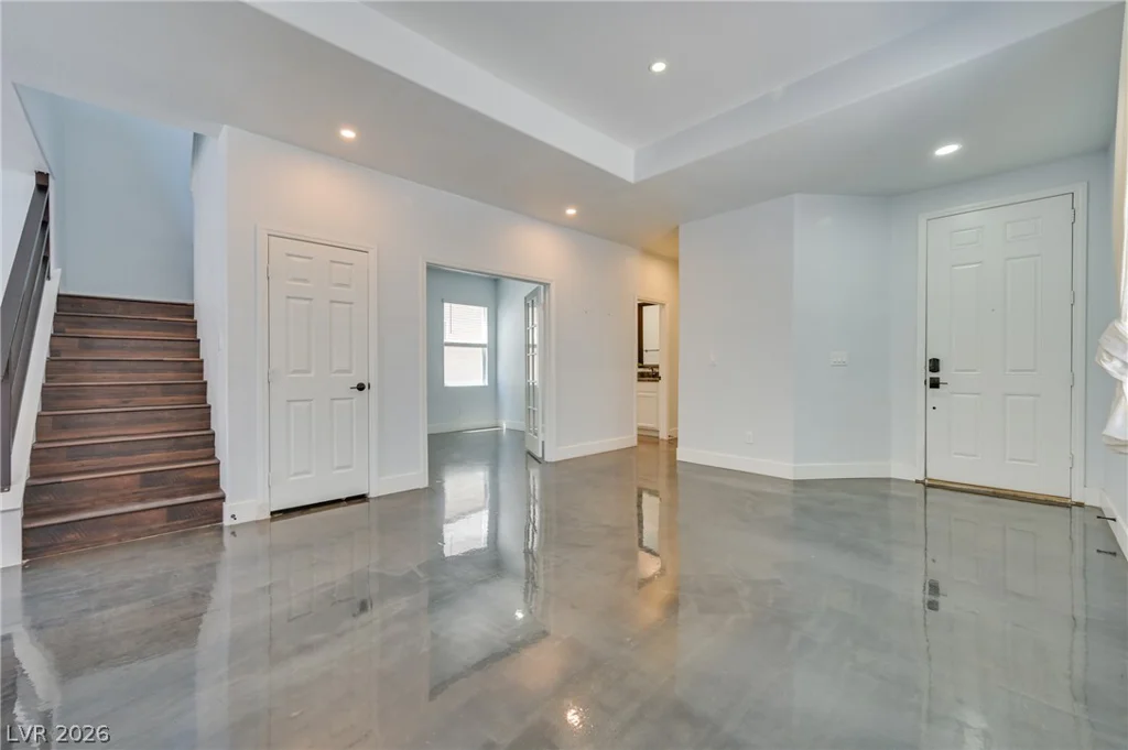 7016 Flowering Willow, Las Vegas, NV 89148