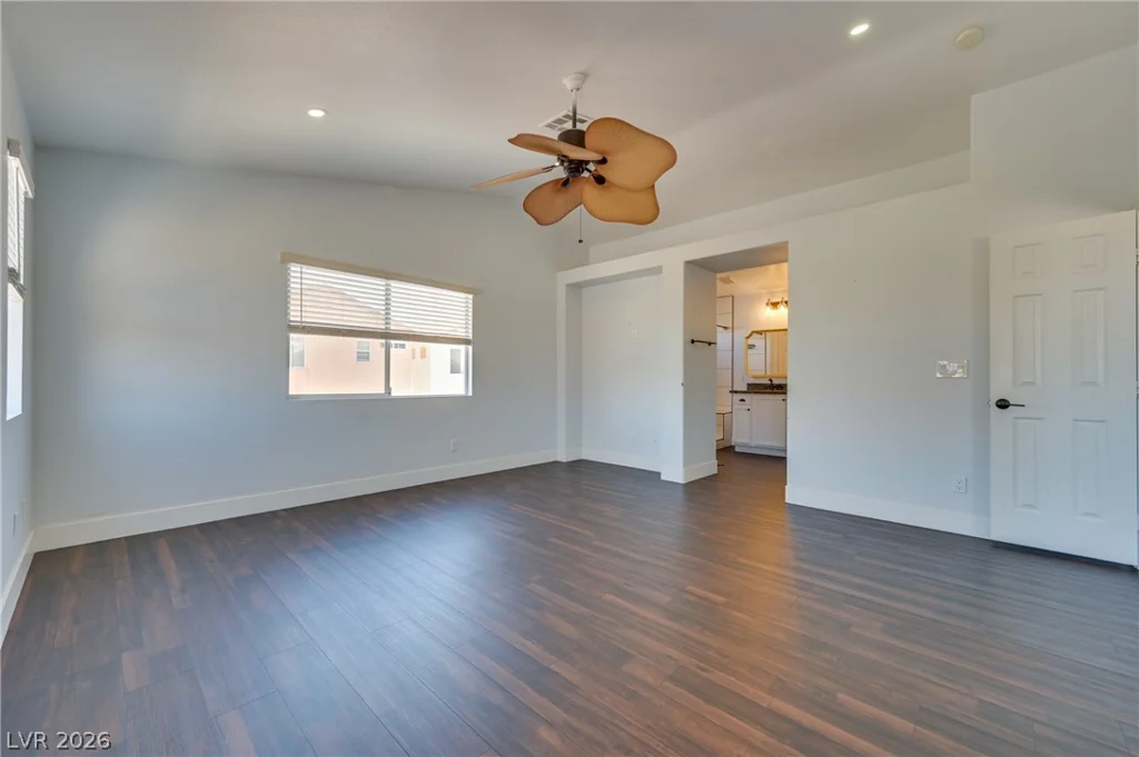 7016 Flowering Willow, Las Vegas, NV 89148