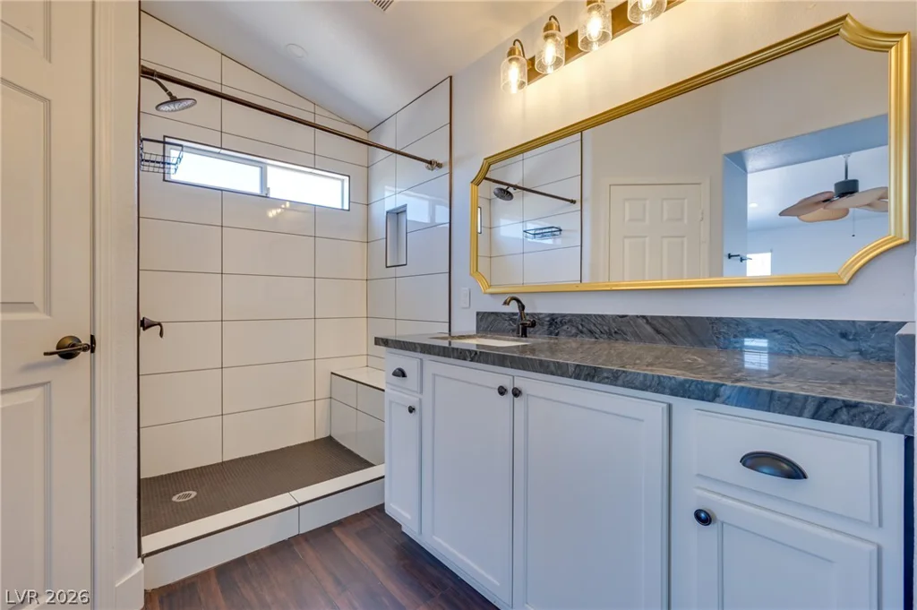 7016 Flowering Willow, Las Vegas, NV 89148