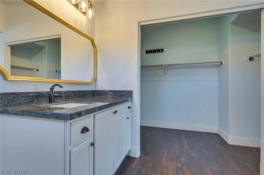 7016 Flowering Willow, Las Vegas, NV 89148