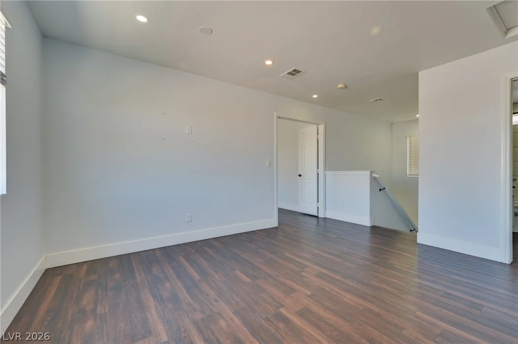 7016 Flowering Willow, Las Vegas, NV 89148