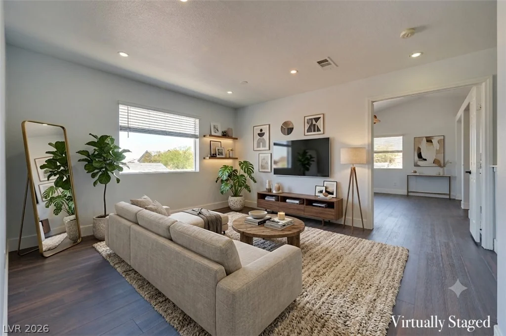7016 Flowering Willow, Las Vegas, NV 89148