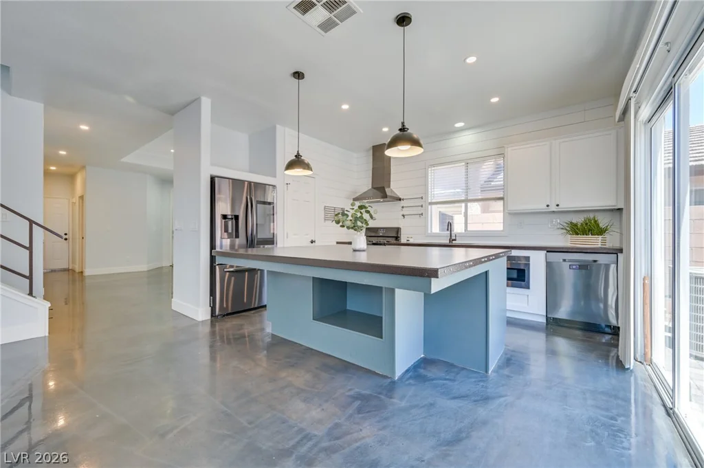 7016 Flowering Willow, Las Vegas, NV 89148