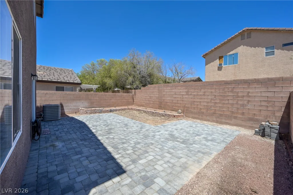 7016 Flowering Willow, Las Vegas, NV 89148