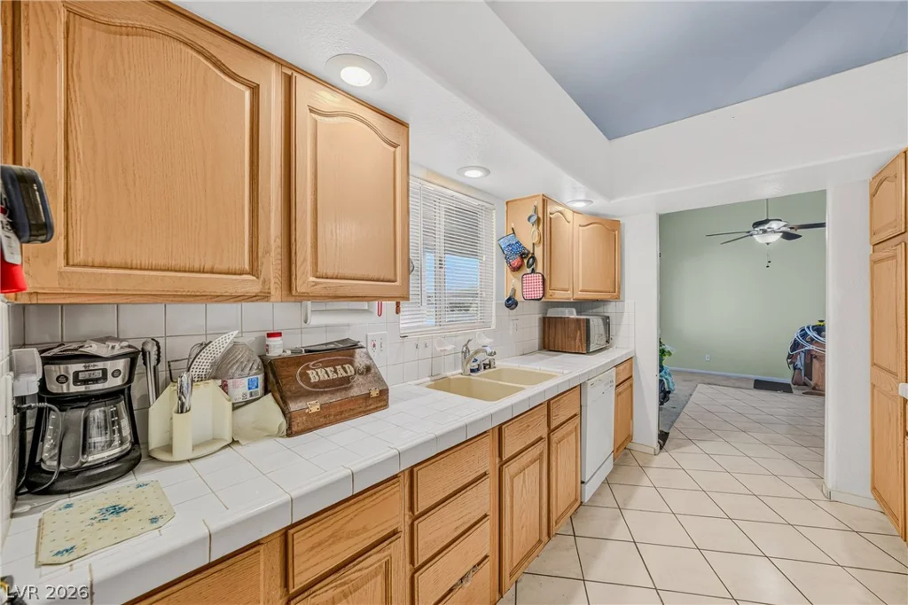 2335 Mount Charleston, Pahrump, NV 89048