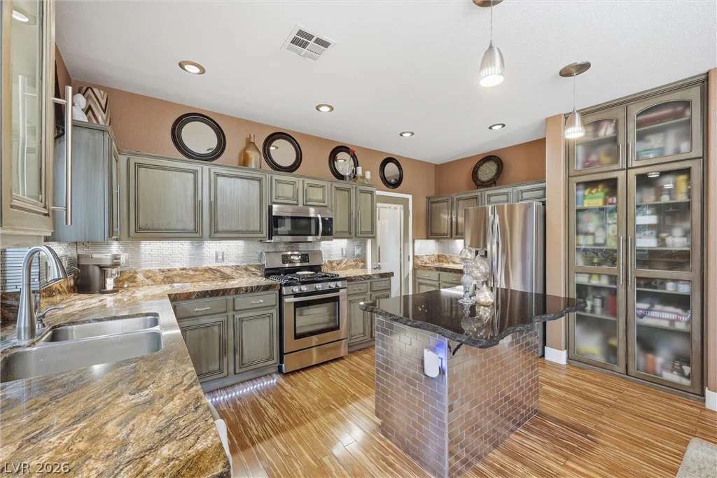 3532 Lockport, Las Vegas, NV 89129