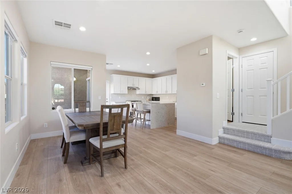 1016 Douglas Flat, Las Vegas, NV 89138