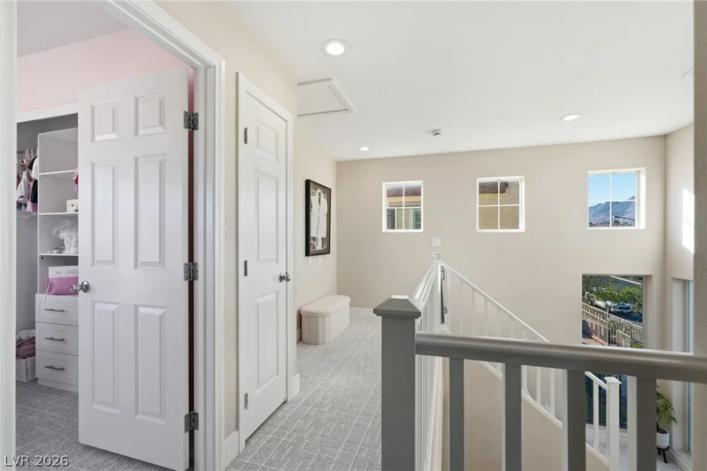 1016 Douglas Flat, Las Vegas, NV 89138