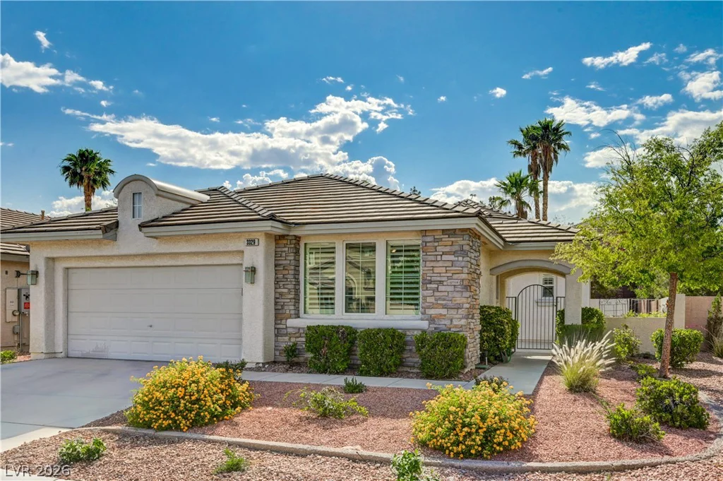 3329 Pageland, Las Vegas, NV 89135