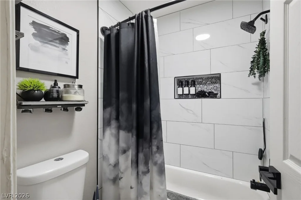 4321 Gannet, Las Vegas, NV 89103